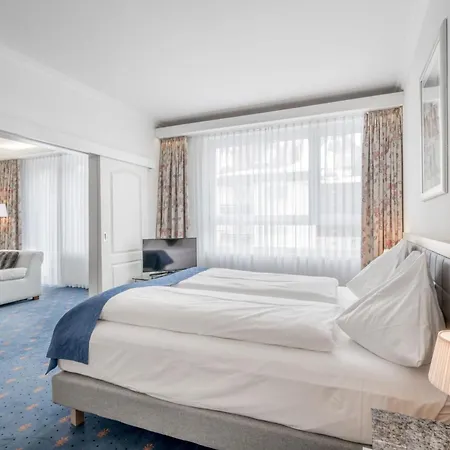 Turmhotel Victoria 4*