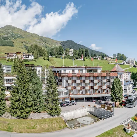 Turmhotel Victoria Ξενοδοχείο 4*