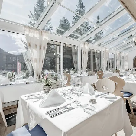 Turmhotel Victoria מלון