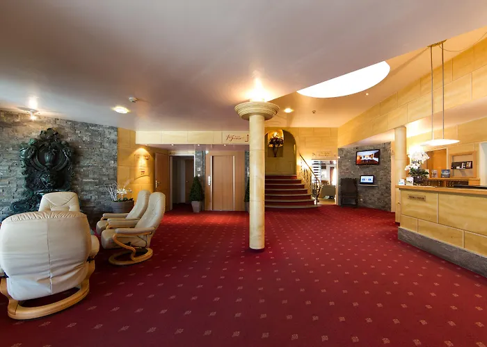 Turmhotel Victoria מלון