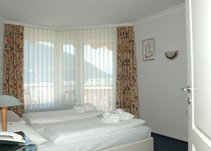 Turmhotel Victoria מלון