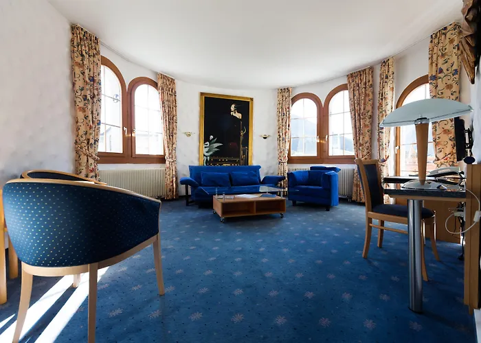 מלון Turmhotel Victoria 4*