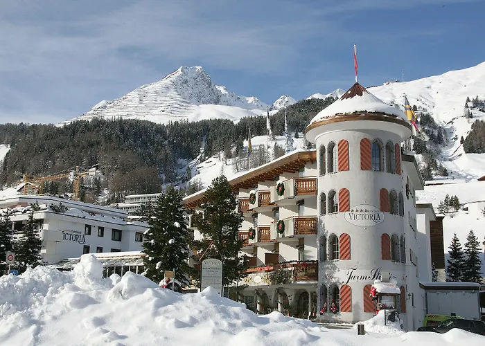 מלון Turmhotel Victoria 4*