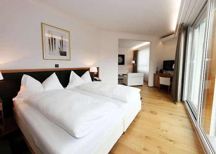 Turmhotel Victoria מלון 4*